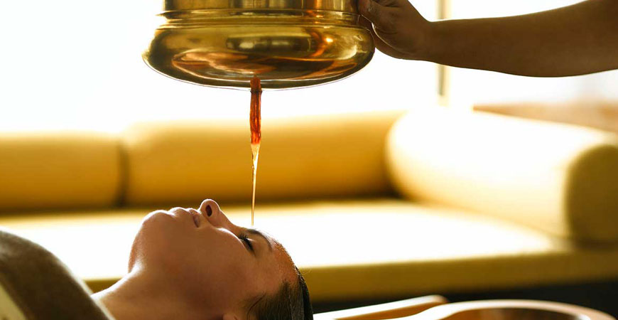 Shirodhara Massage Therapy Benefits Ayurhealing Bangalore