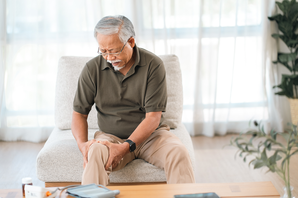 Best Ayurvedic Treatment for Knee Pain in Bangalore: Natural Relief Without Surgery